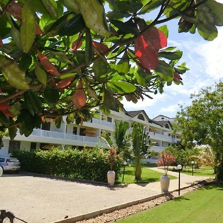 Morning Star Diani Aparthotel Diani Beach Exterior photo