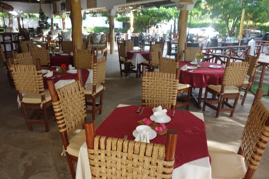 Morning Star Diani Aparthotel Diani Beach Exterior photo