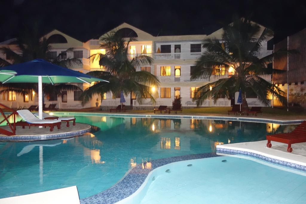 Morning Star Diani Aparthotel Diani Beach Exterior photo